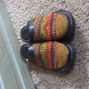 Born Clogs